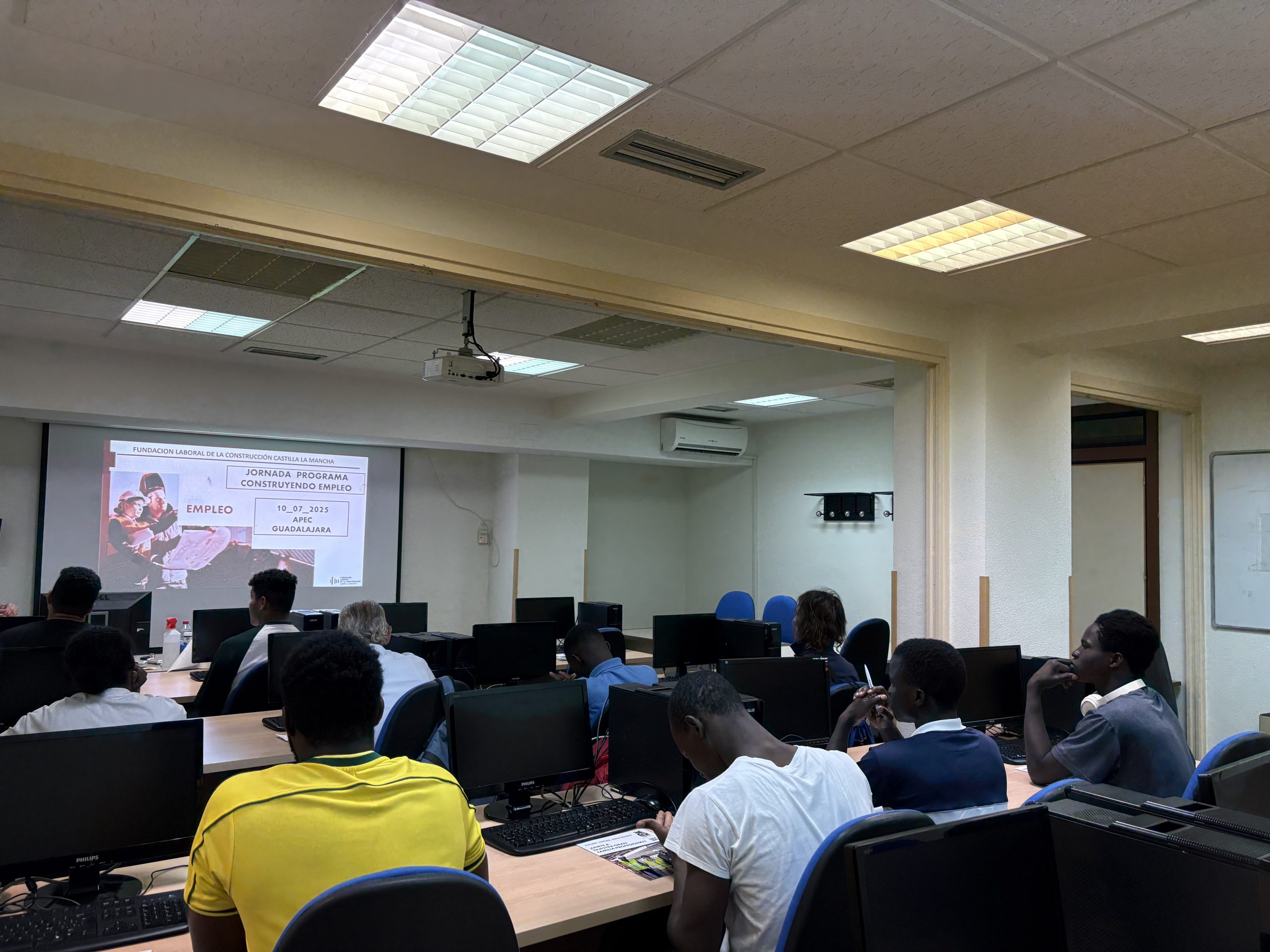 Jornada de Orientación Laboral en el Sector de la Construcción